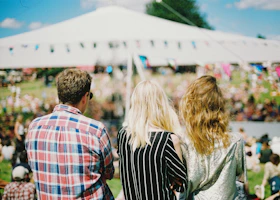 Farmers market scene